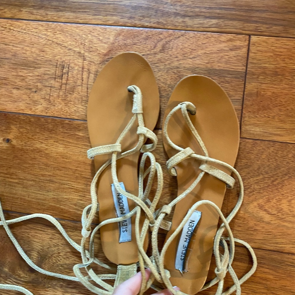 Steve Madden tie up sandals